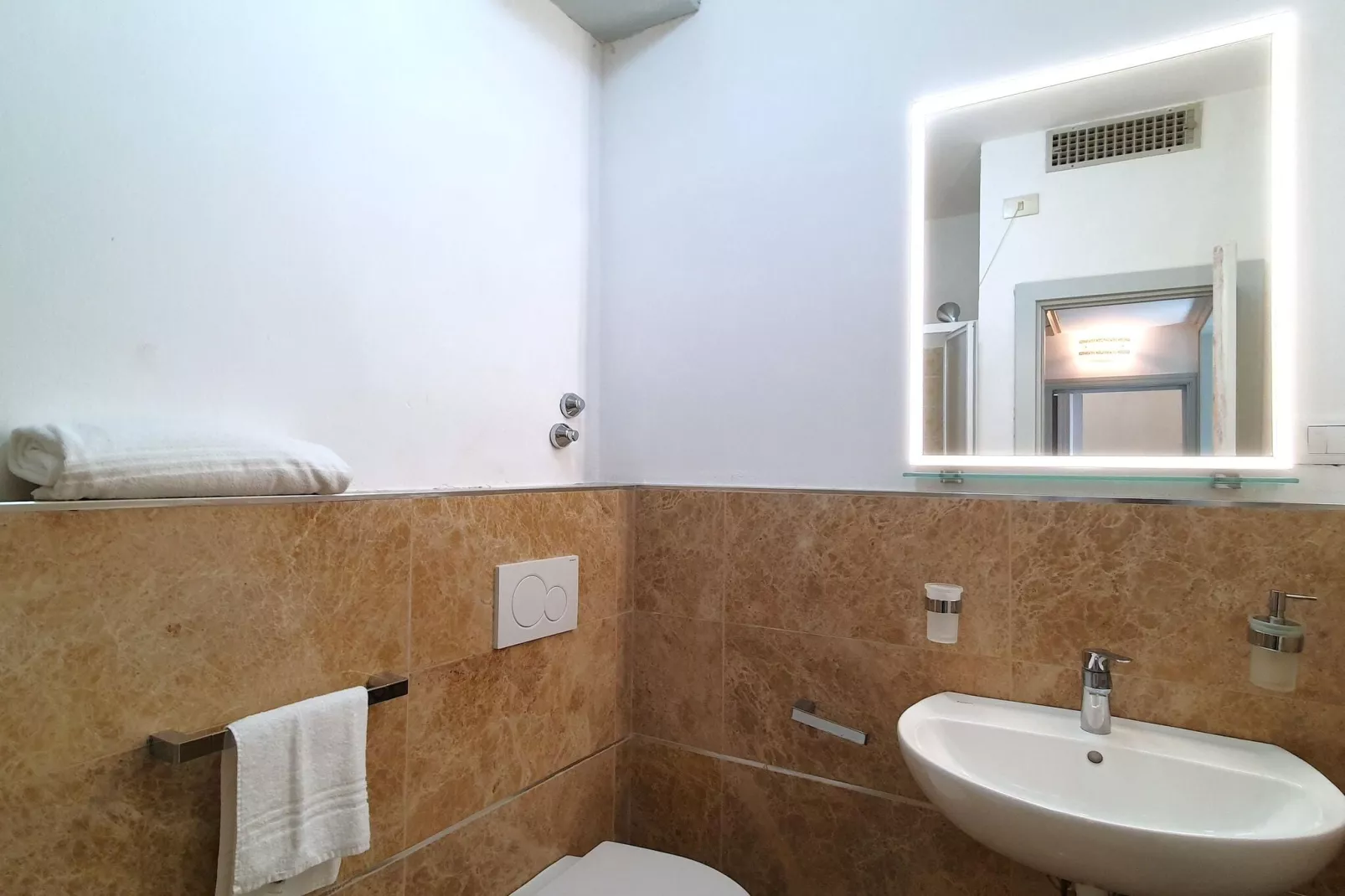 Mono-Badezimmer