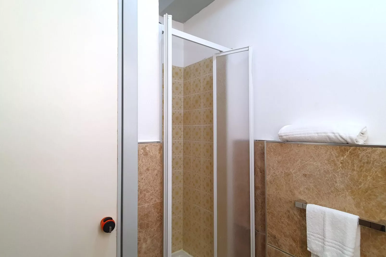 Mono-Badezimmer