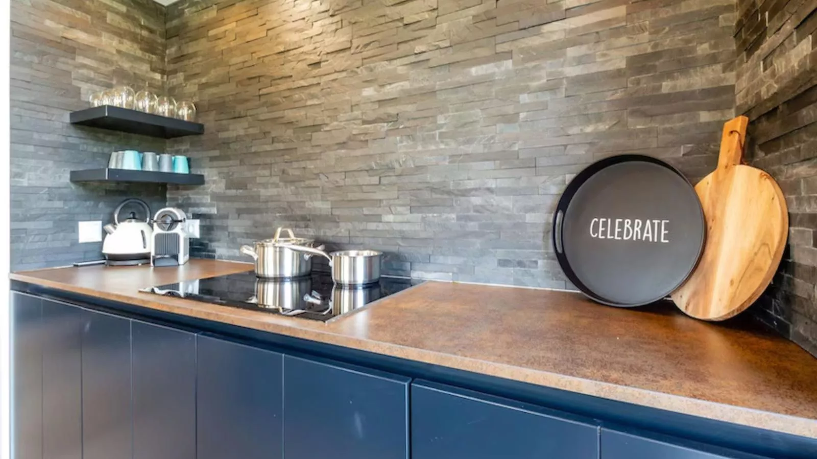 Alpinn Wellness 1-Kitchen