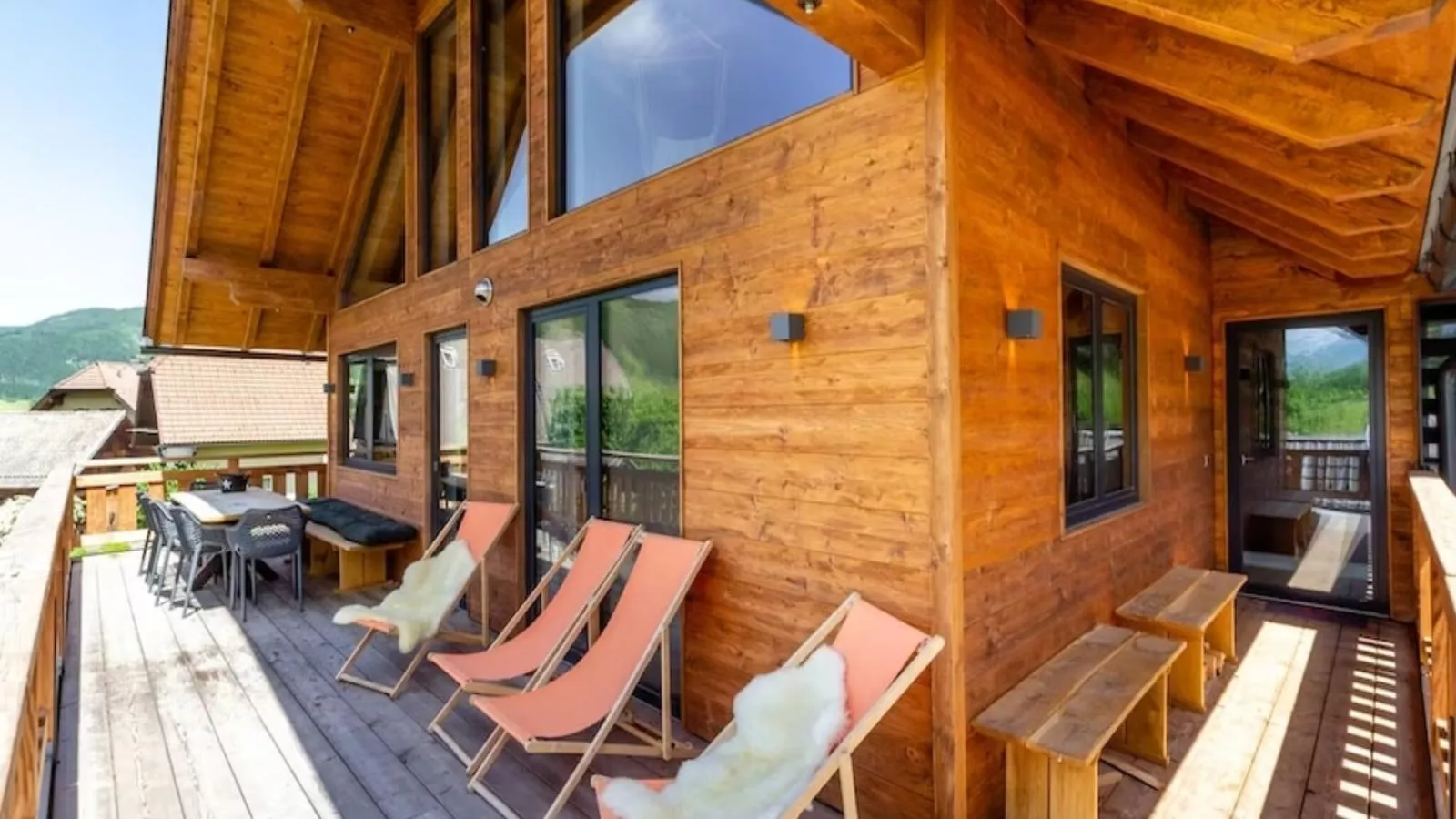 Alpinn Wellness-Balcon-terrasse