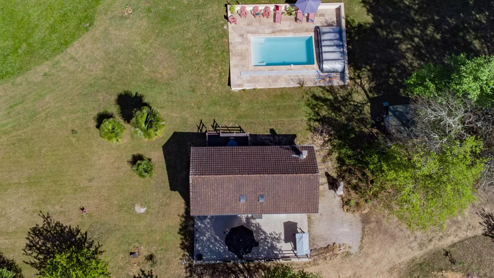 Le Tourel-Exterior summer