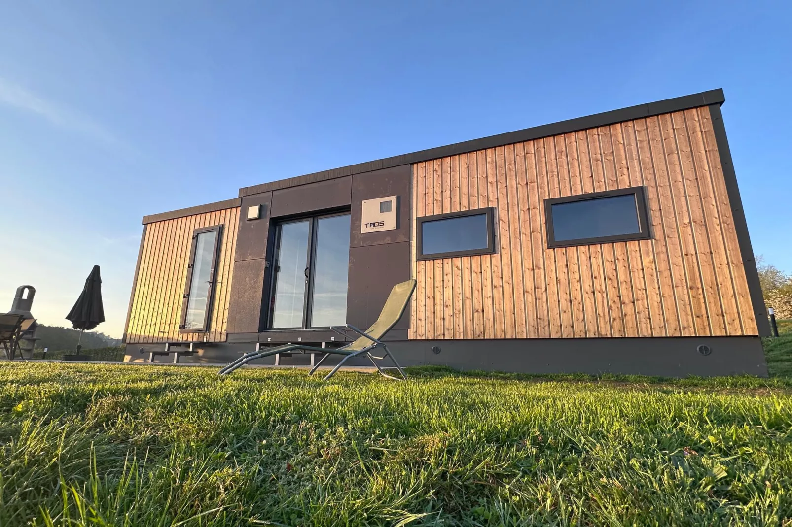 FERIENDORF SEEBLICK - Tiny Chalet am Eixendorfer See-Exterior summer