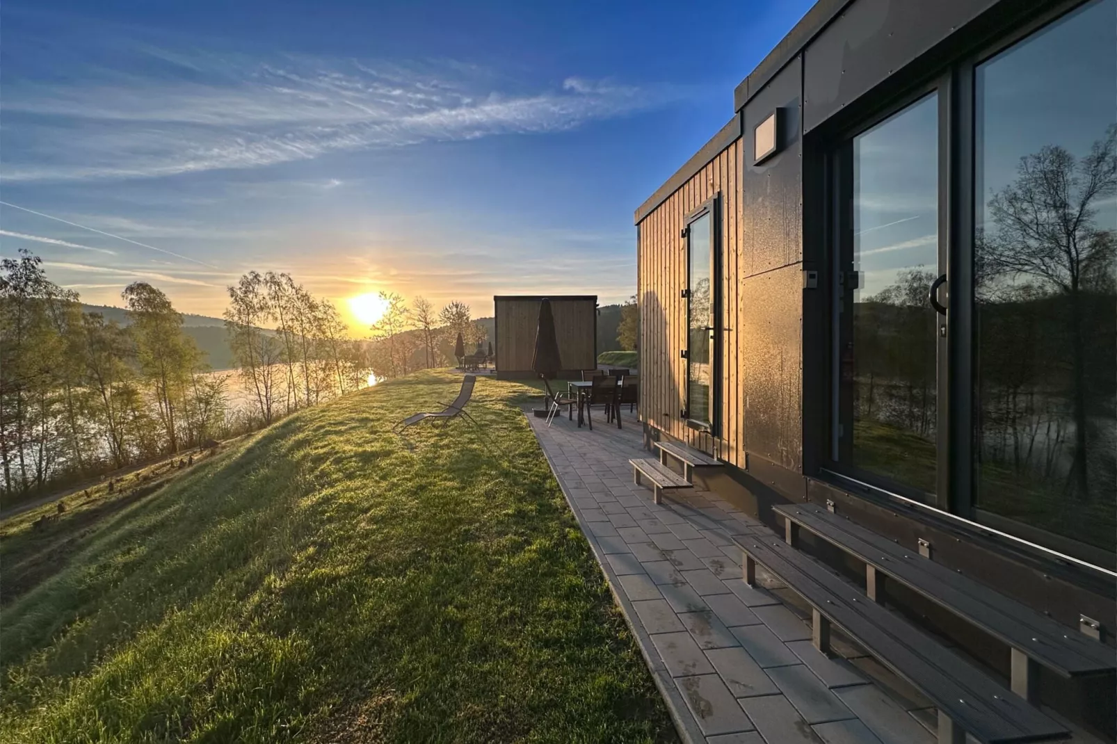 FERIENDORF SEEBLICK - Tiny Chalet am Eixendorfer See-Exterior summer