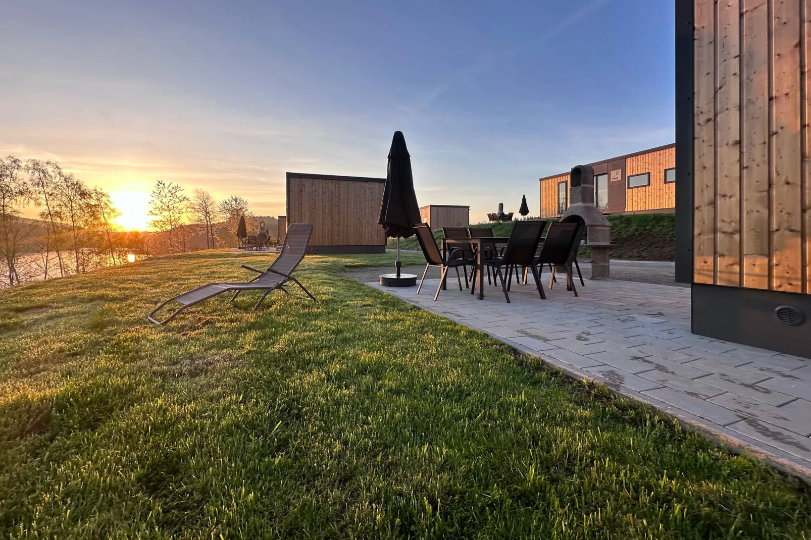 FERIENDORF SEEBLICK - Tiny Chalet am Eixendorfer See-Terrace balcony