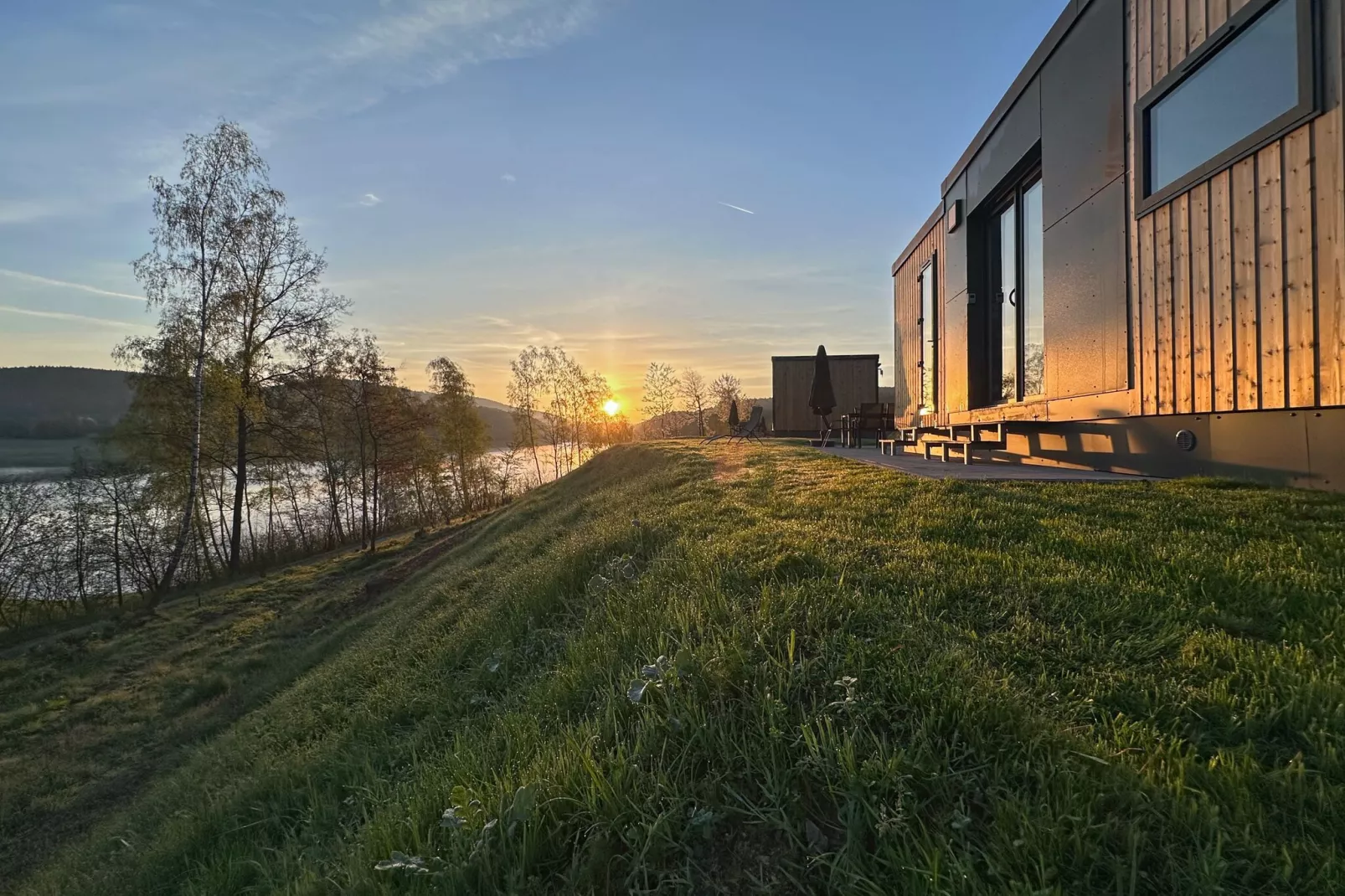 FERIENDORF SEEBLICK - Tiny Chalet am Eixendorfer See-View summer
