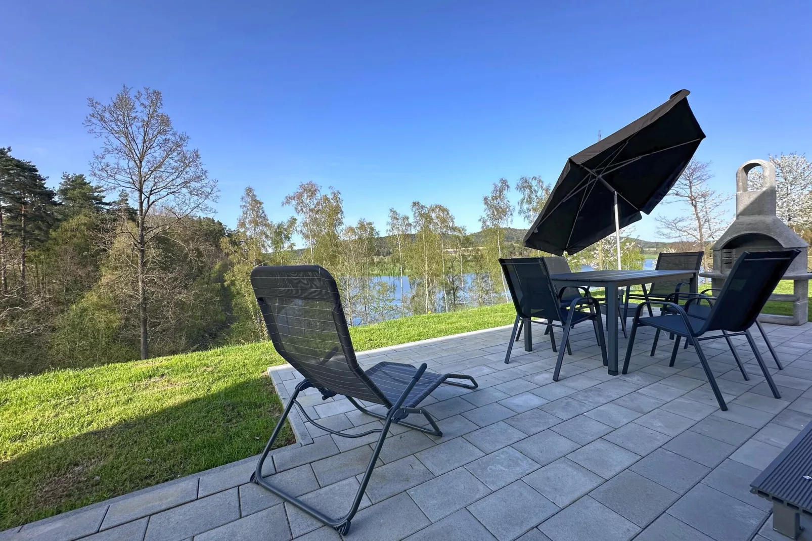 FERIENDORF SEEBLICK - Tiny Chalet am Eixendorfer See-Terrassenbalkon
