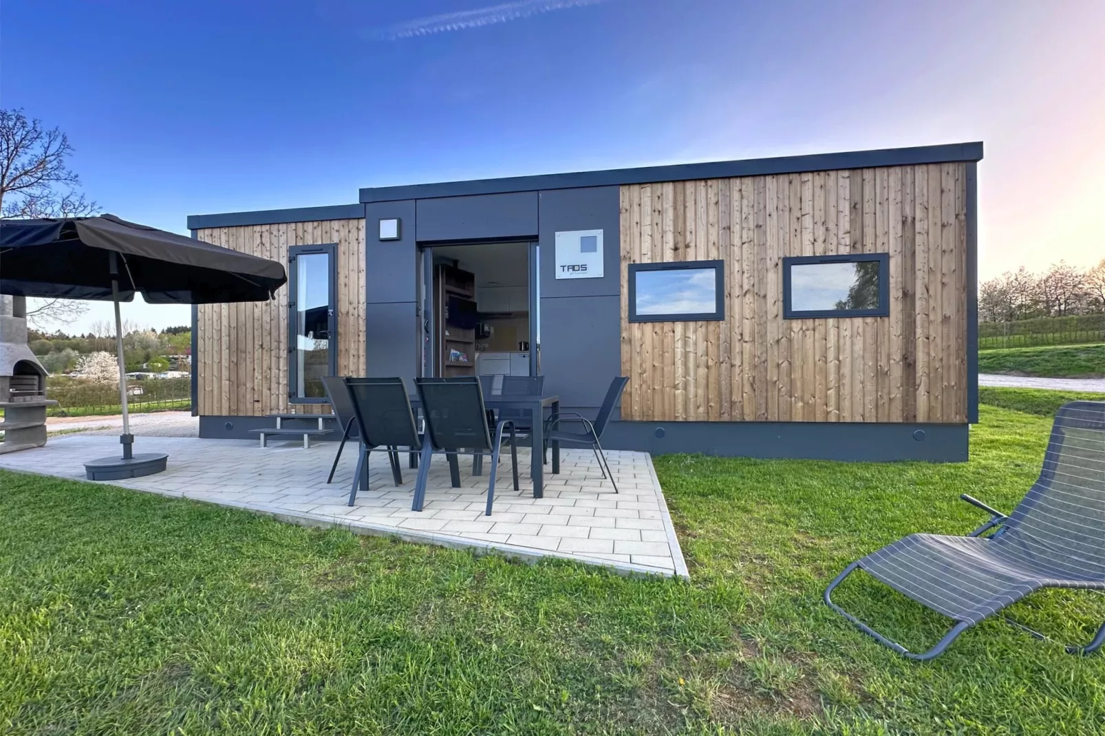 FERIENDORF SEEBLICK - Tiny Chalet am Eixendorfer See-Exterior summer