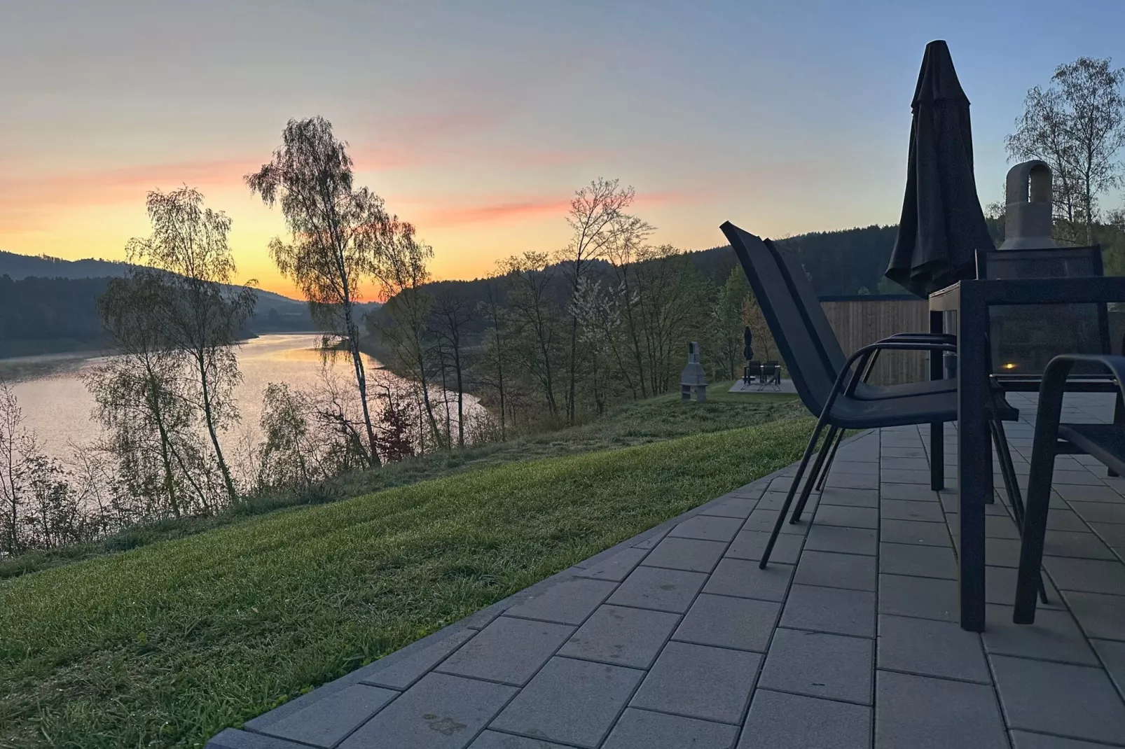 FERIENDORF SEEBLICK - Tiny Chalet am Eixendorfer See-Terrace balcony
