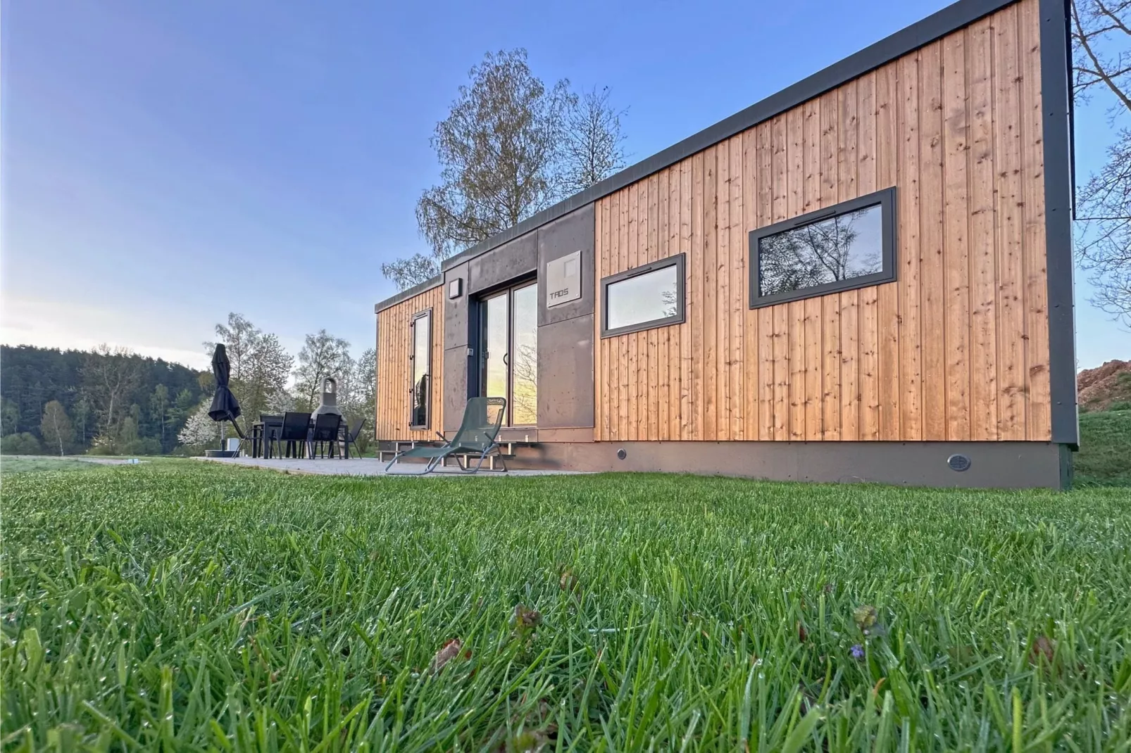 FERIENDORF SEEBLICK - Tiny Chalet am Eixendorfer See-Exterior summer
