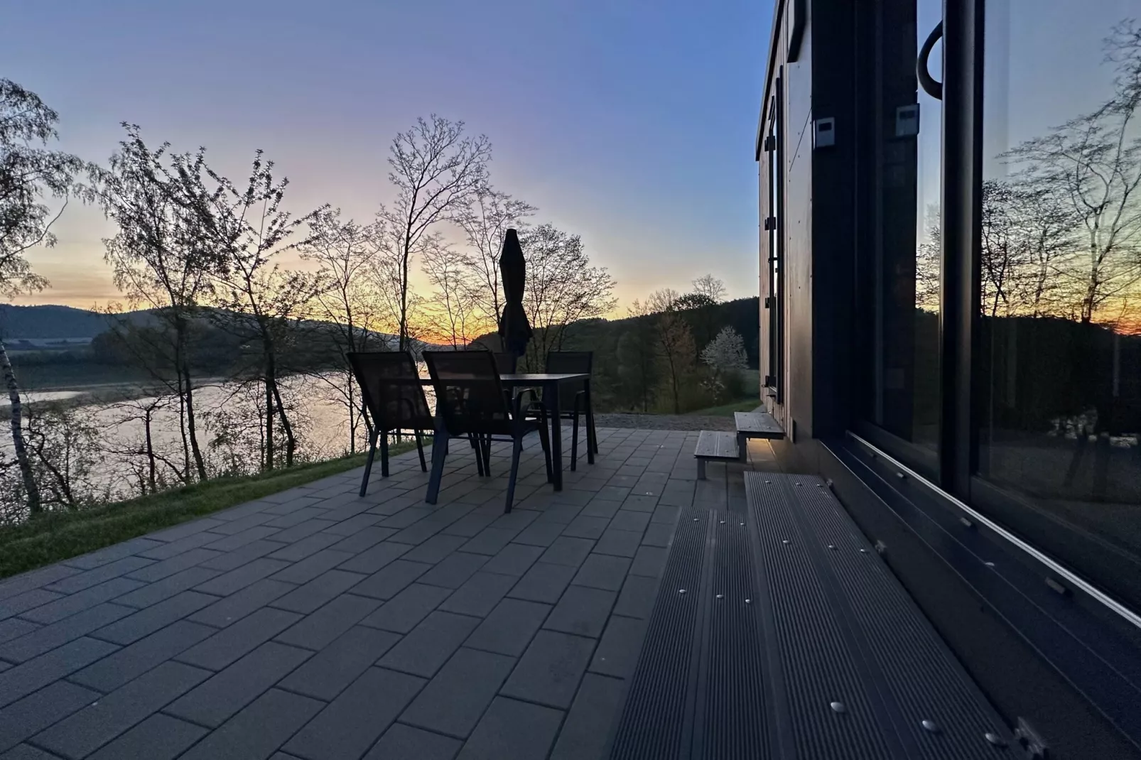 FERIENDORF SEEBLICK - Tiny Chalet am Eixendorfer See-View summer