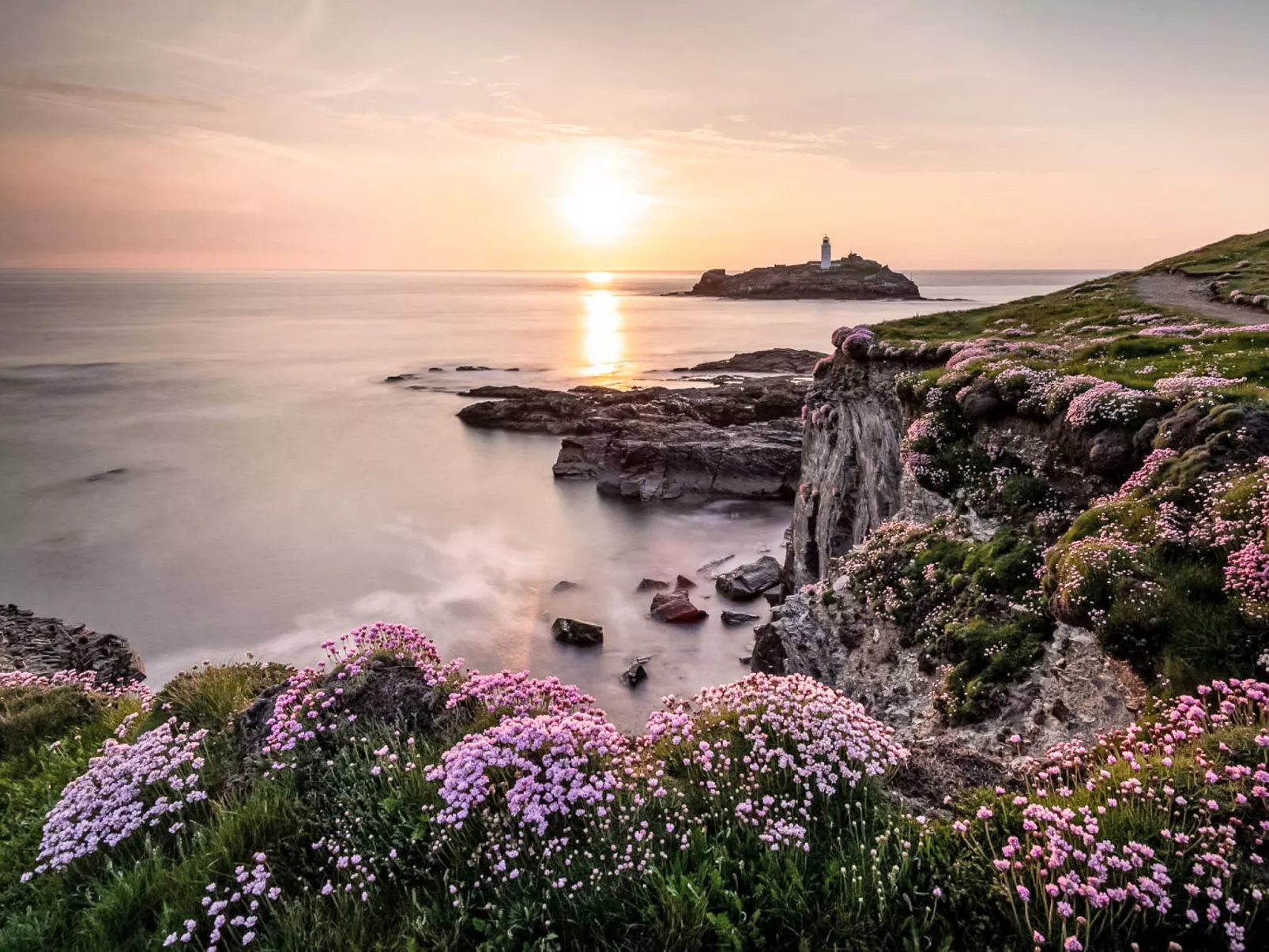 Lighthouse View-Outside