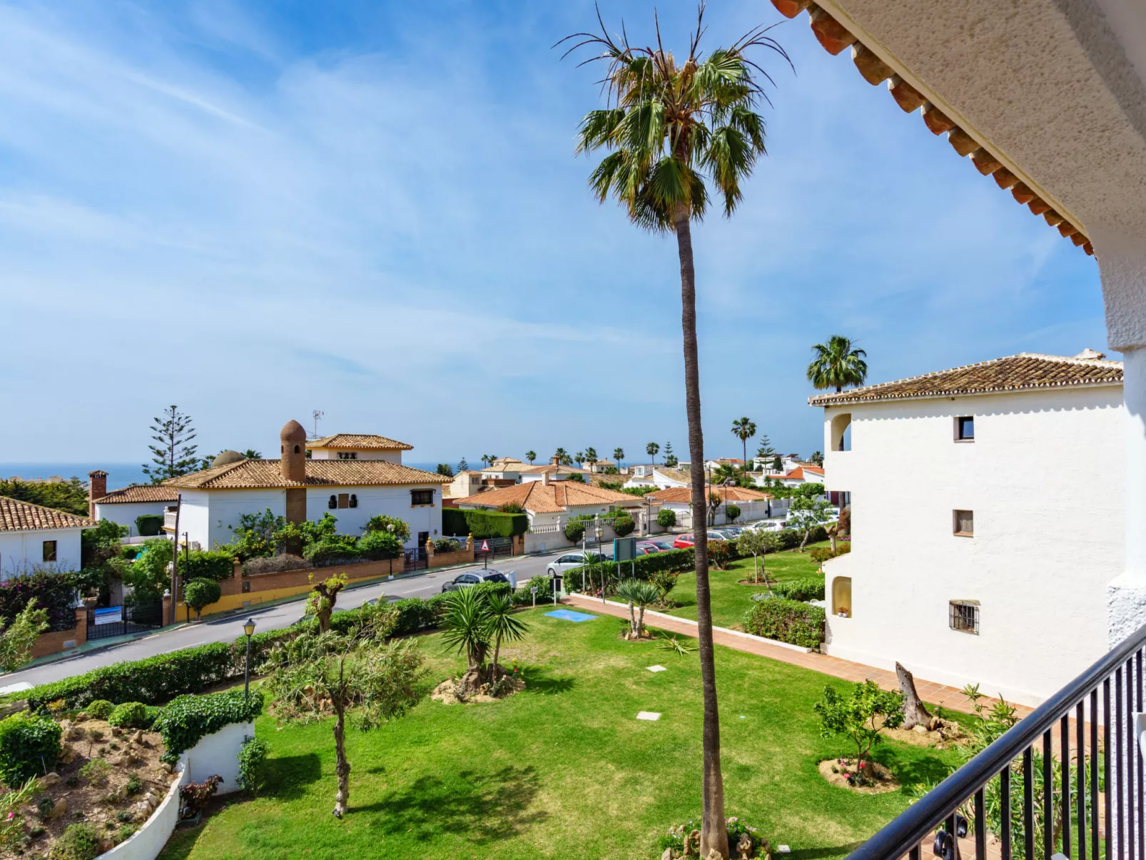 Las Farolas family retreat-Outside