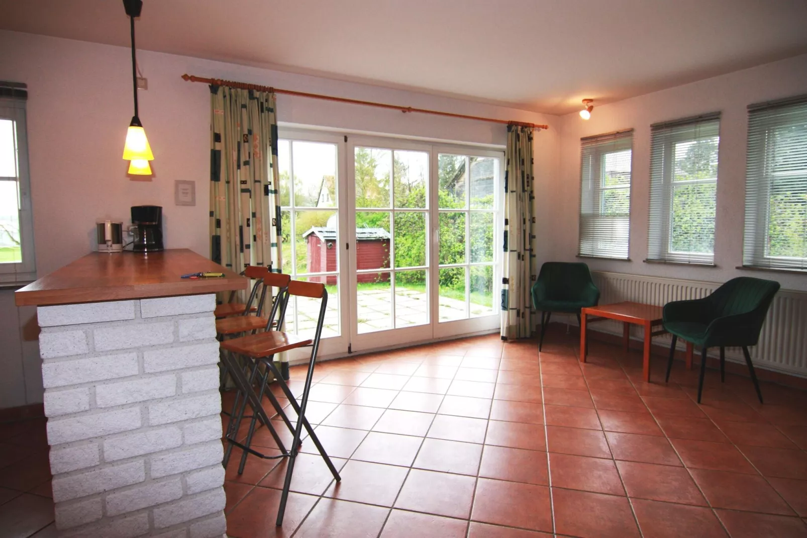 Wohnung unten rechts-Living room