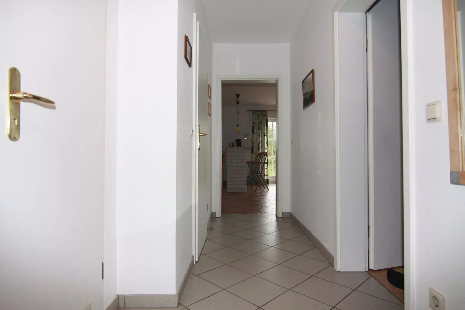 Wohnung unten rechts-Landing