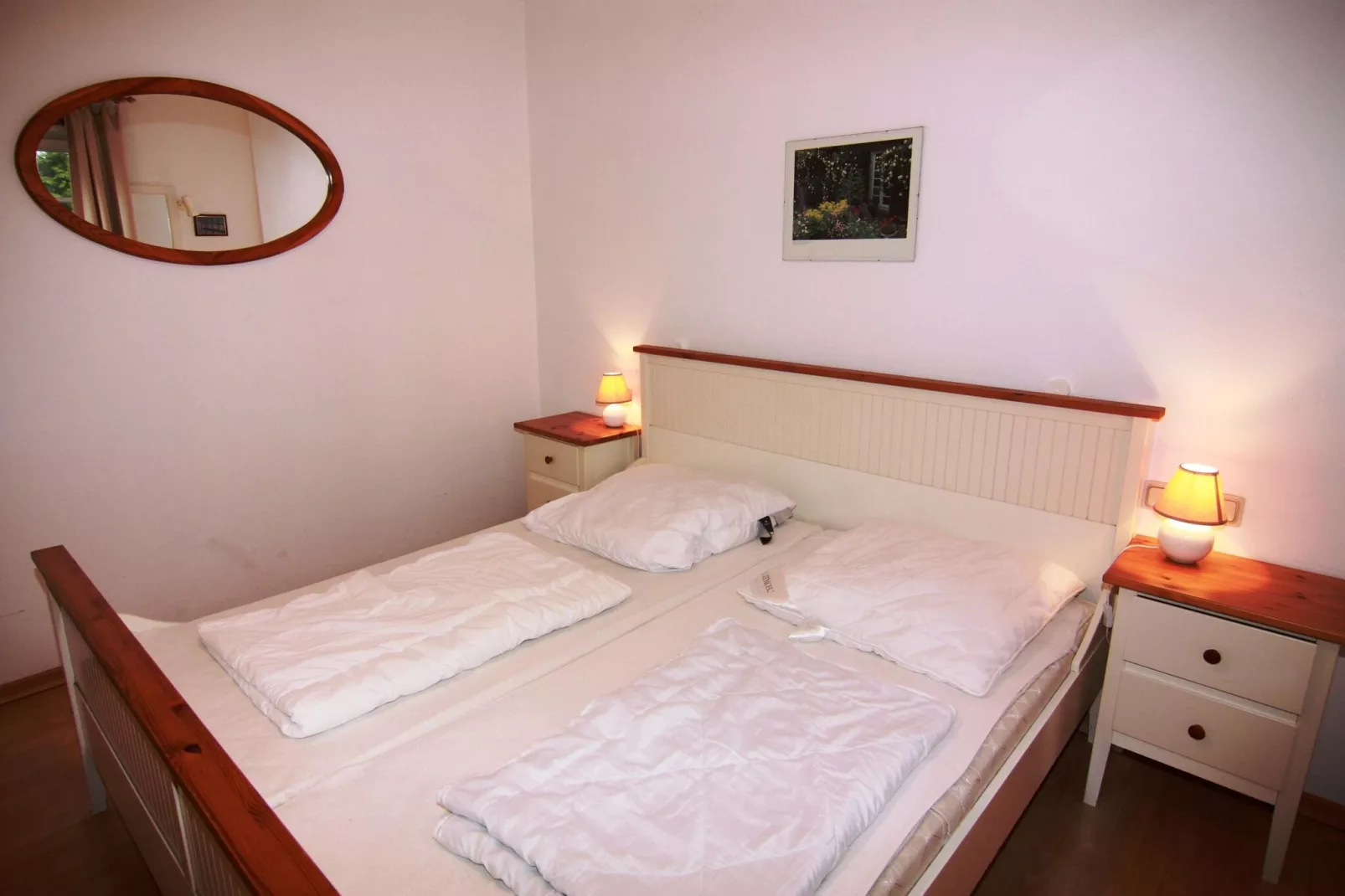 Wohnung unten rechts-Bedroom