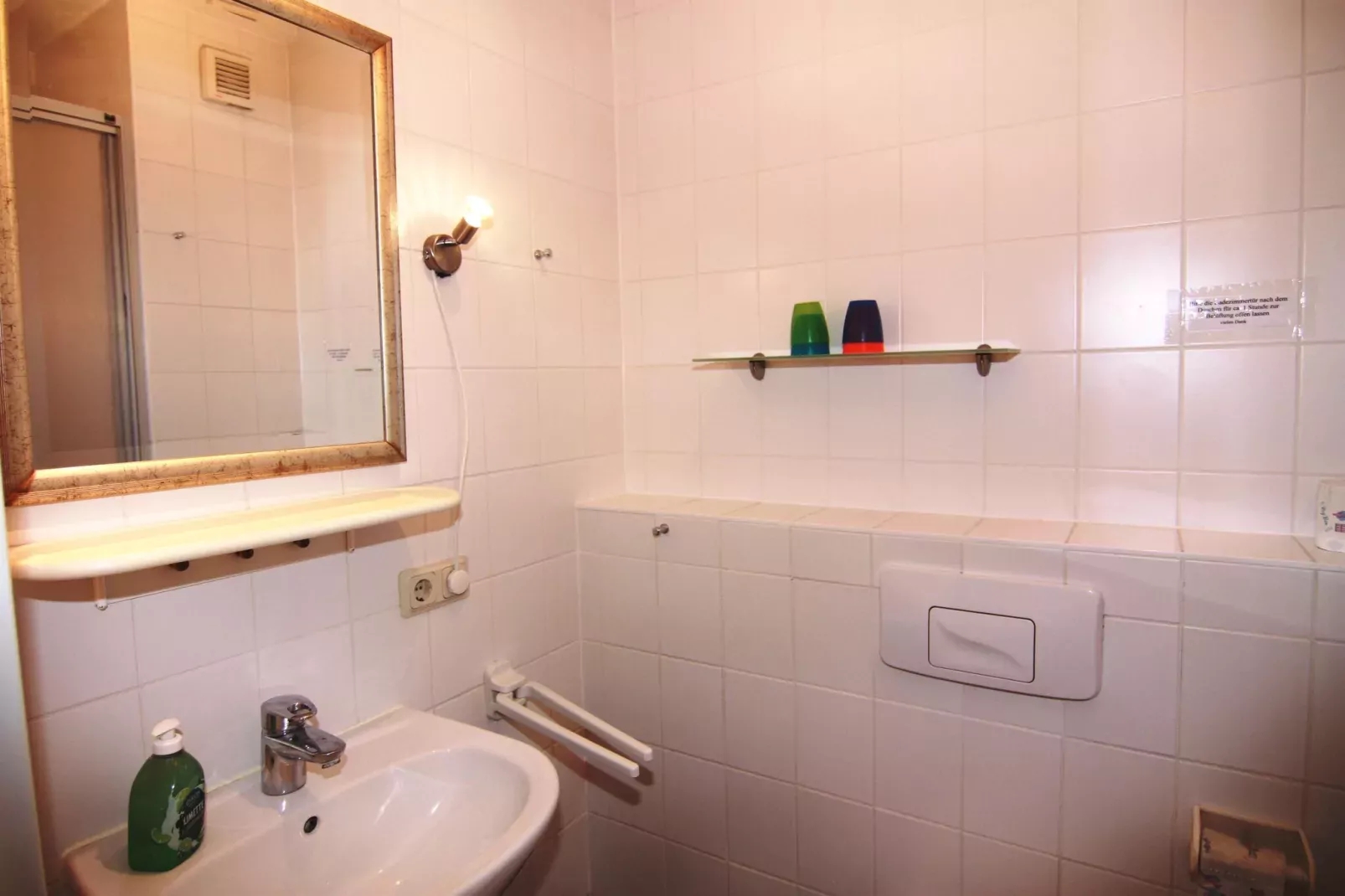 Wohnung unten rechts-Bathroom