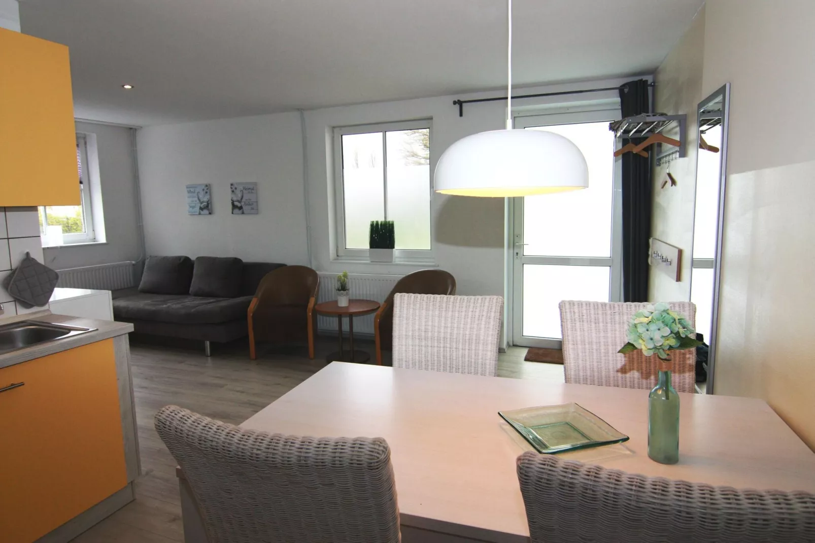Ferienwohnung Großer Seestern Wiek-Wohnung 4-Salle à manger