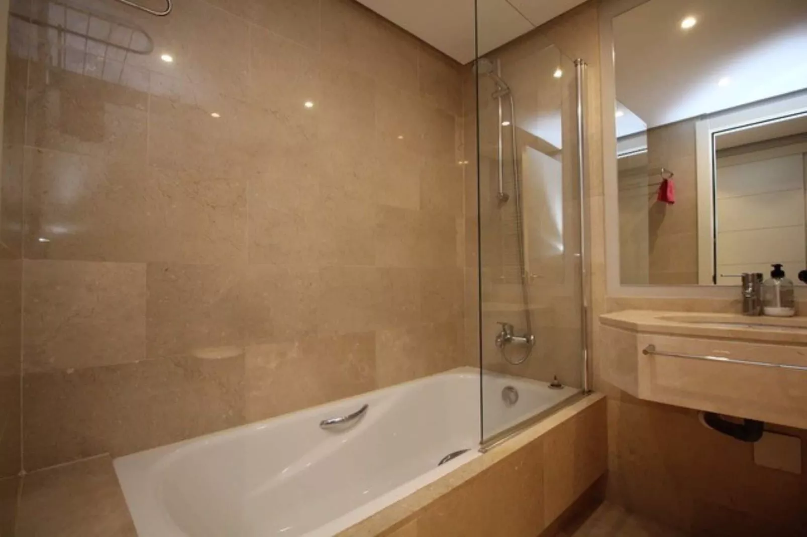 Apartamento  Tipuana-Bathroom