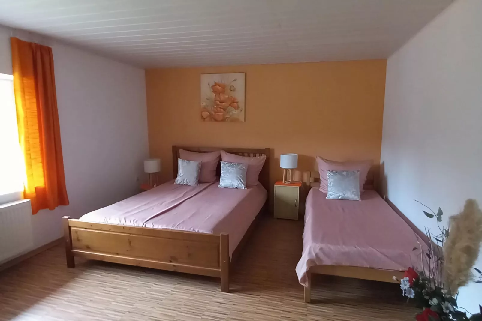 Ferienhaus mit eigener Bar am Bach in Saint Quirin-Bedroom