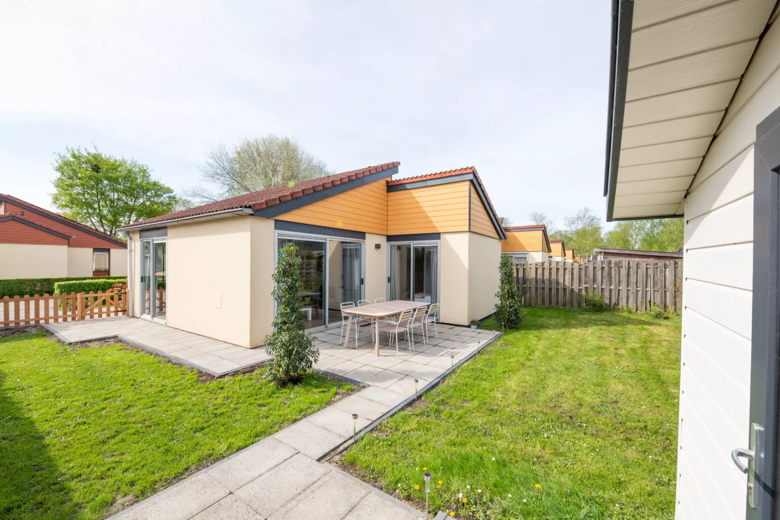 Comfort bungalow – Max 6 personen – nummer 56-Jardin d'été