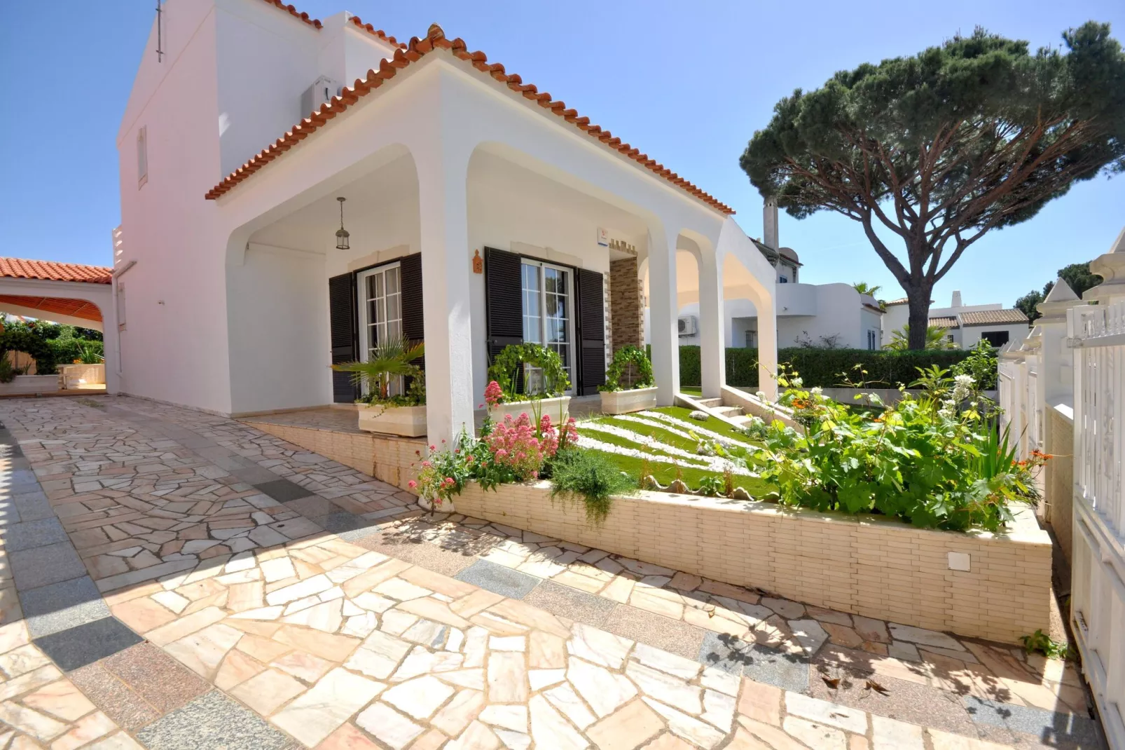 Villa Correia - Cornelia-Extérieur été