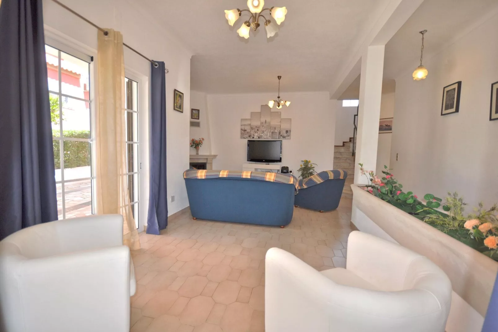 Villa Correia - Cornelia-Salon