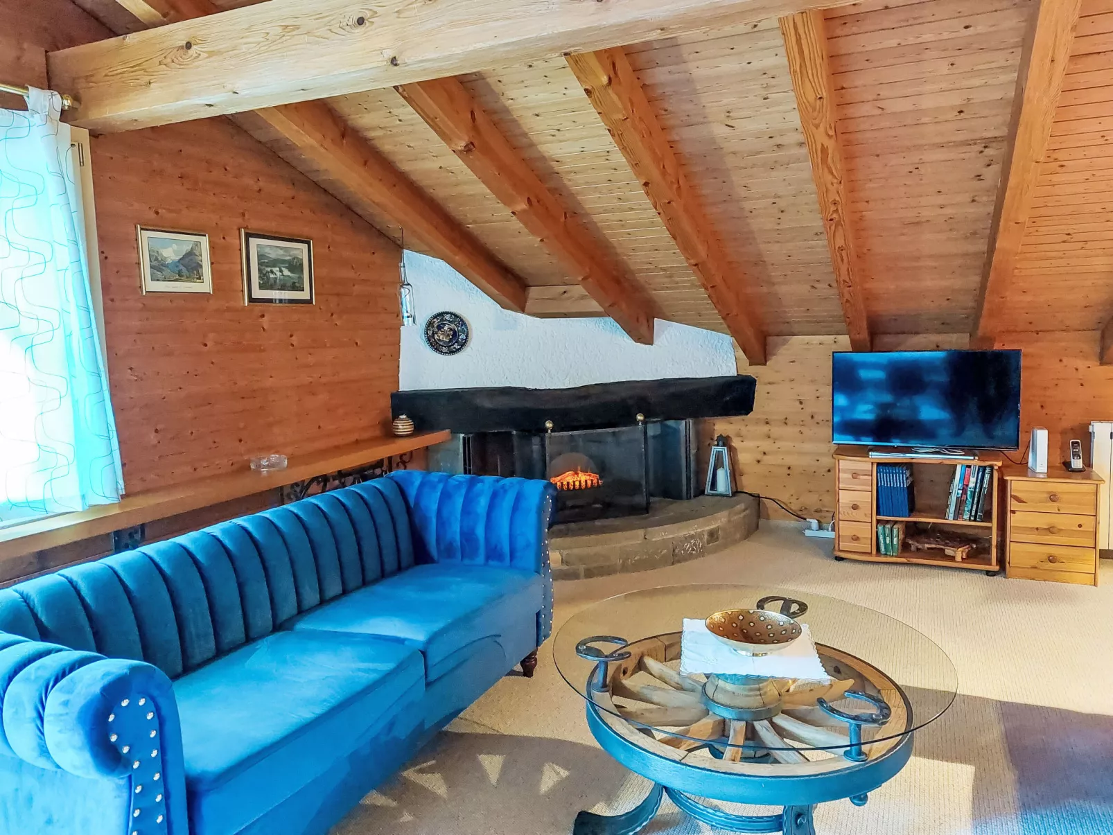 Chalet Bienli Oben-Inside