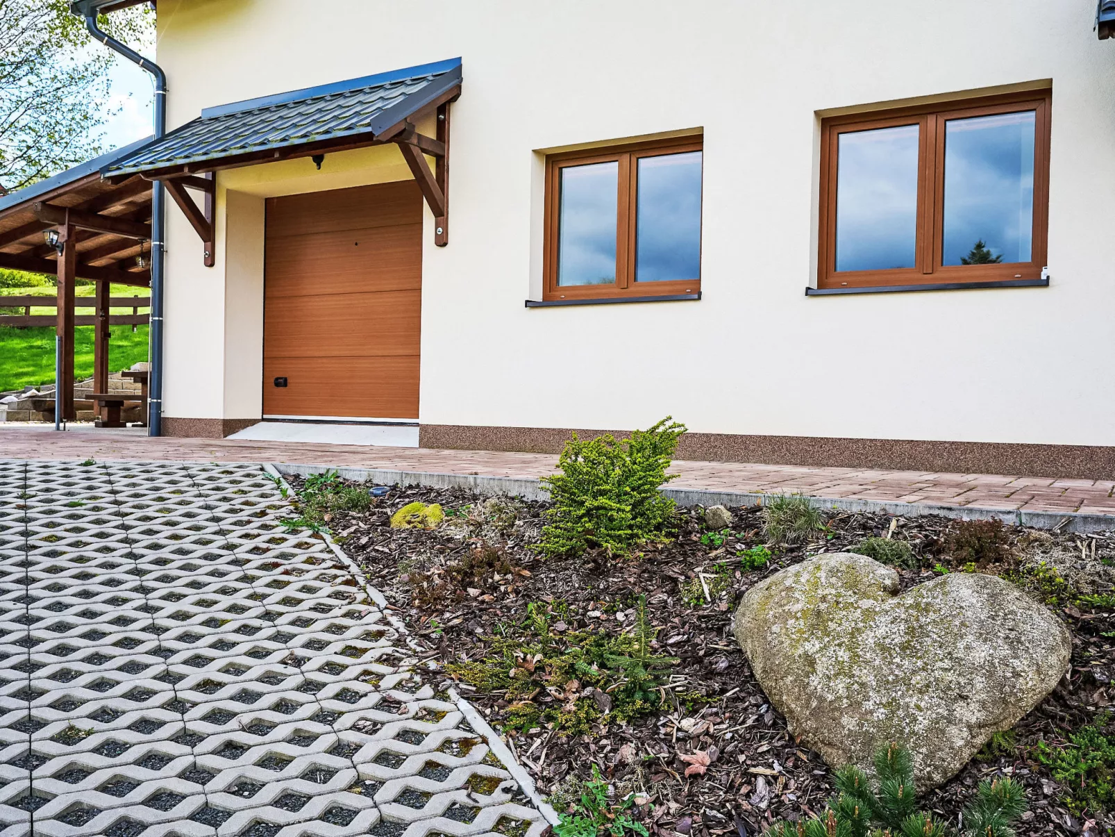 Pod Černou Studnicí-Outside