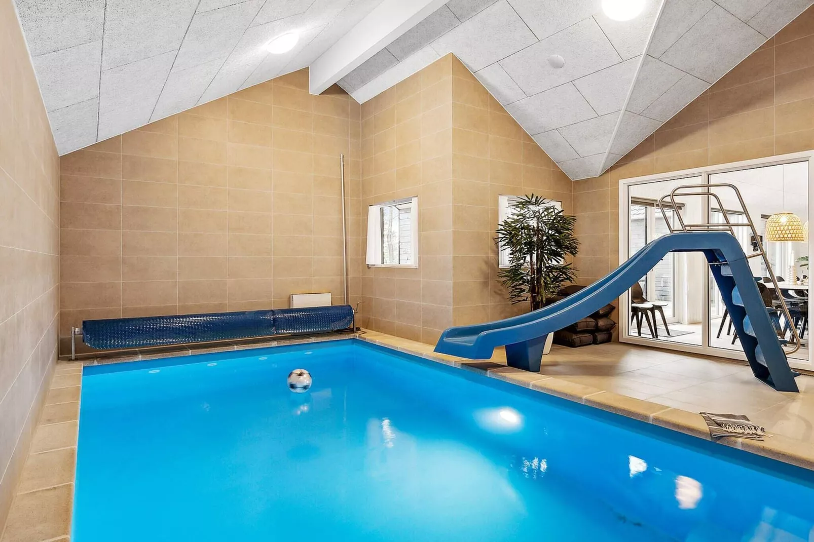 5 star holiday home in Henne-Pool