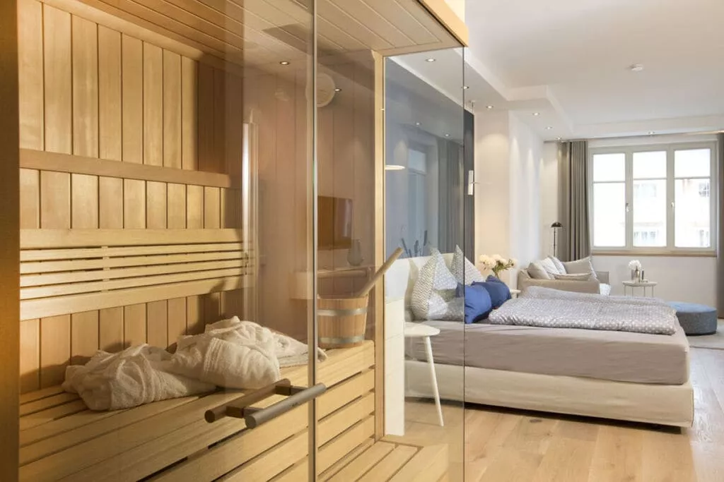 208084-Bedroom