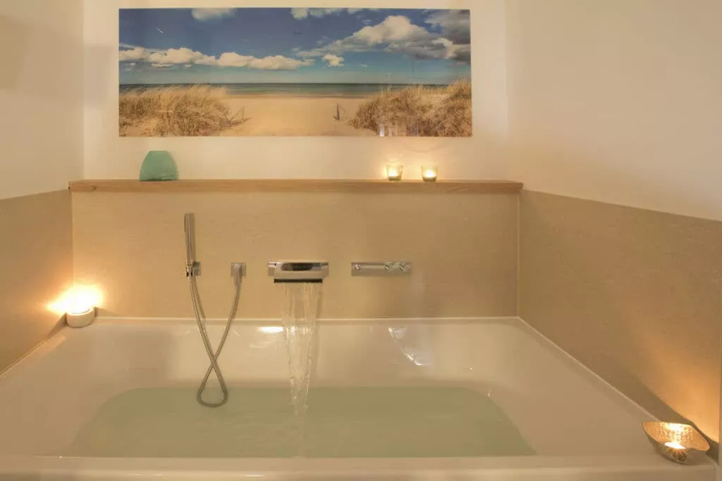 208084-Bathroom