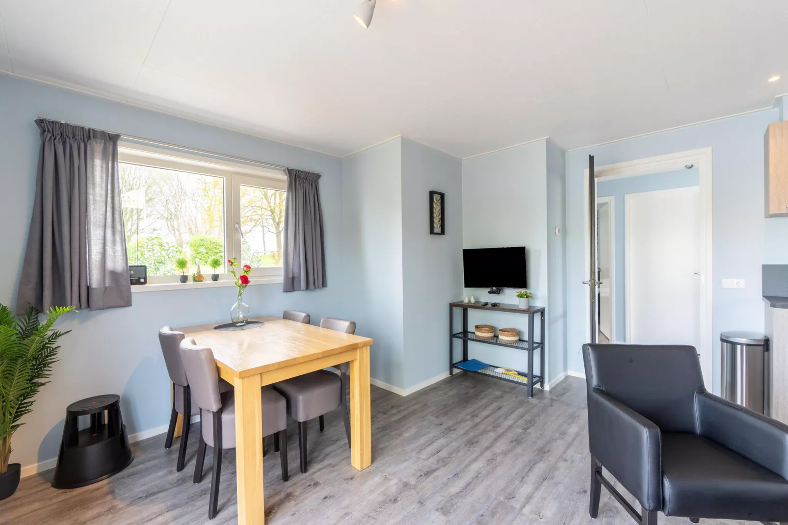 Tjongerzicht 3-Dining room