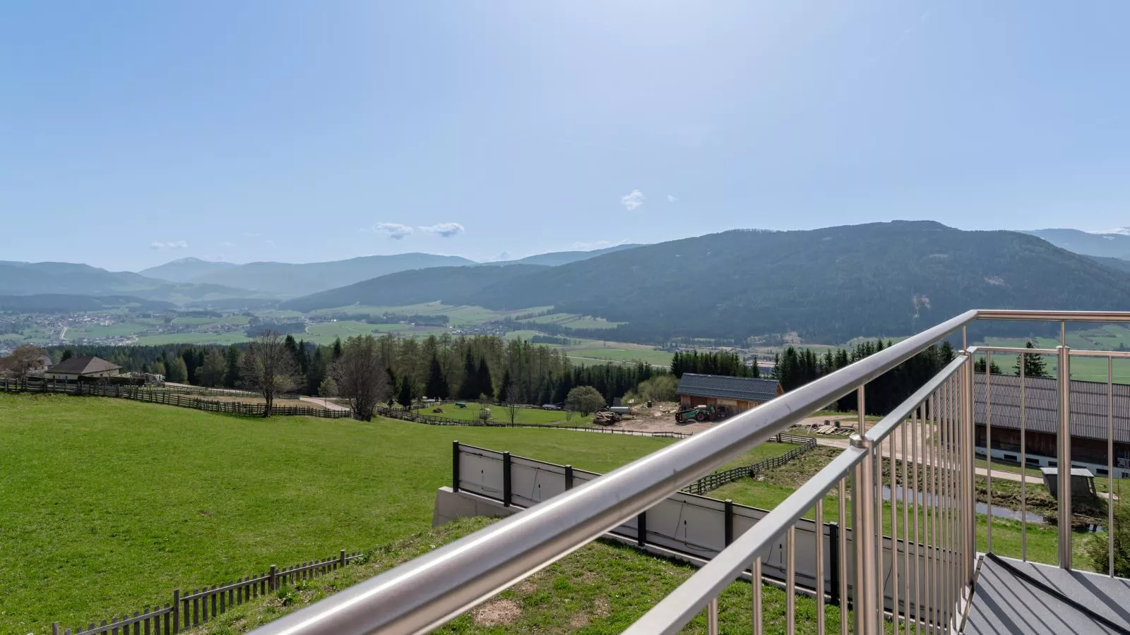 Lärchenhof Top 101-Aussicht Sommer