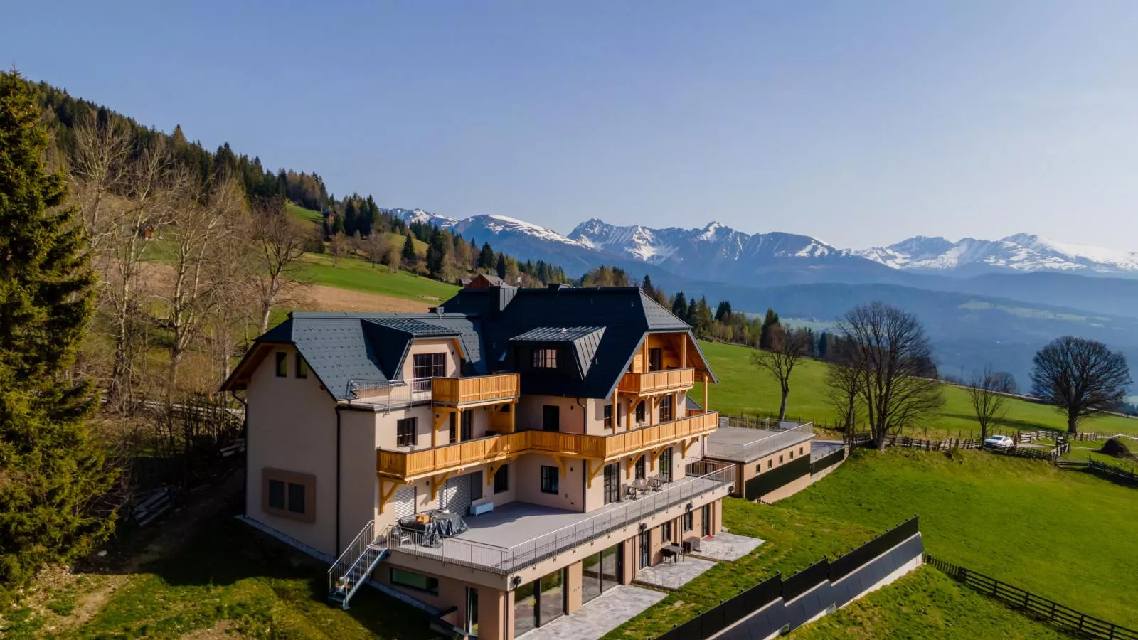 Lärchenhof Top 101-Außenbereich Sommer