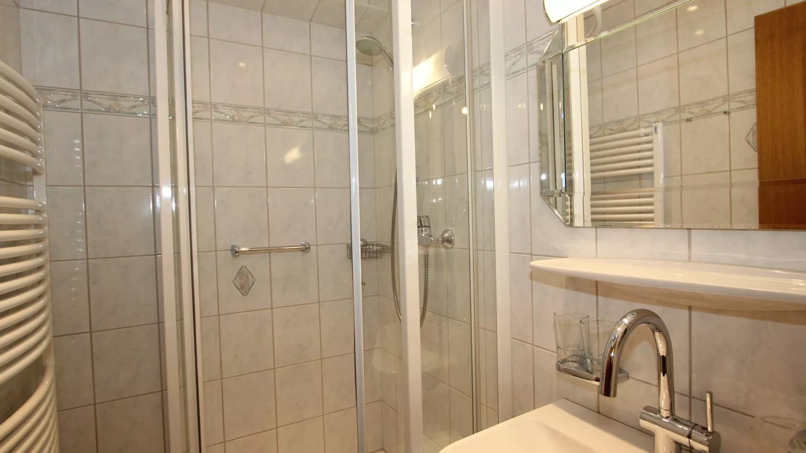 Schleicherhof III-Bathroom