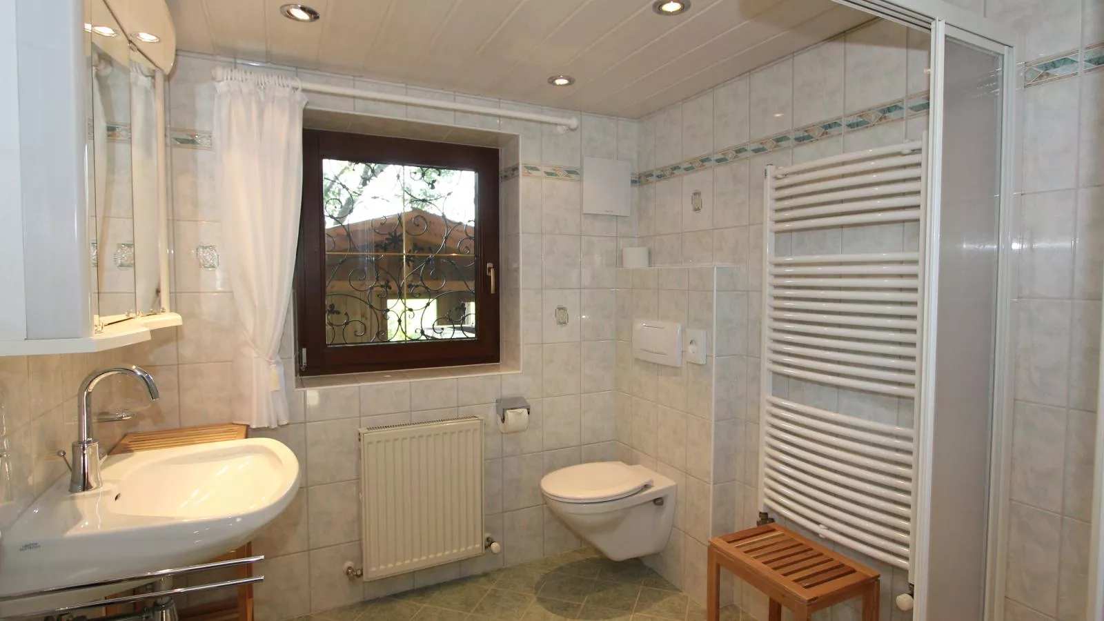 Schleicherhof IV-Bathroom