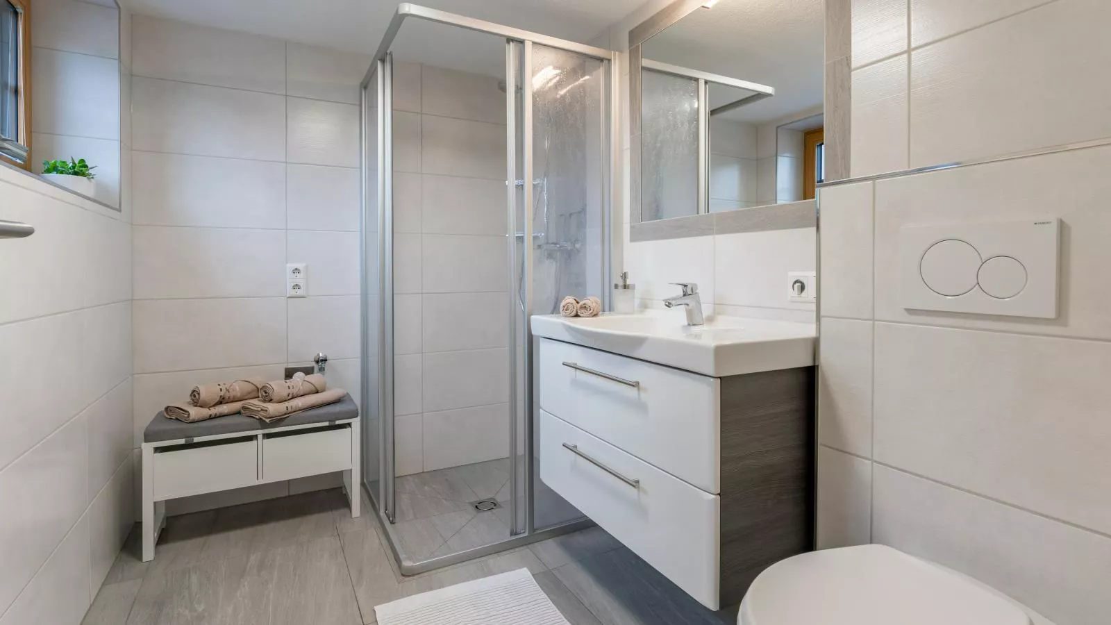 Bienenheim-Bathroom