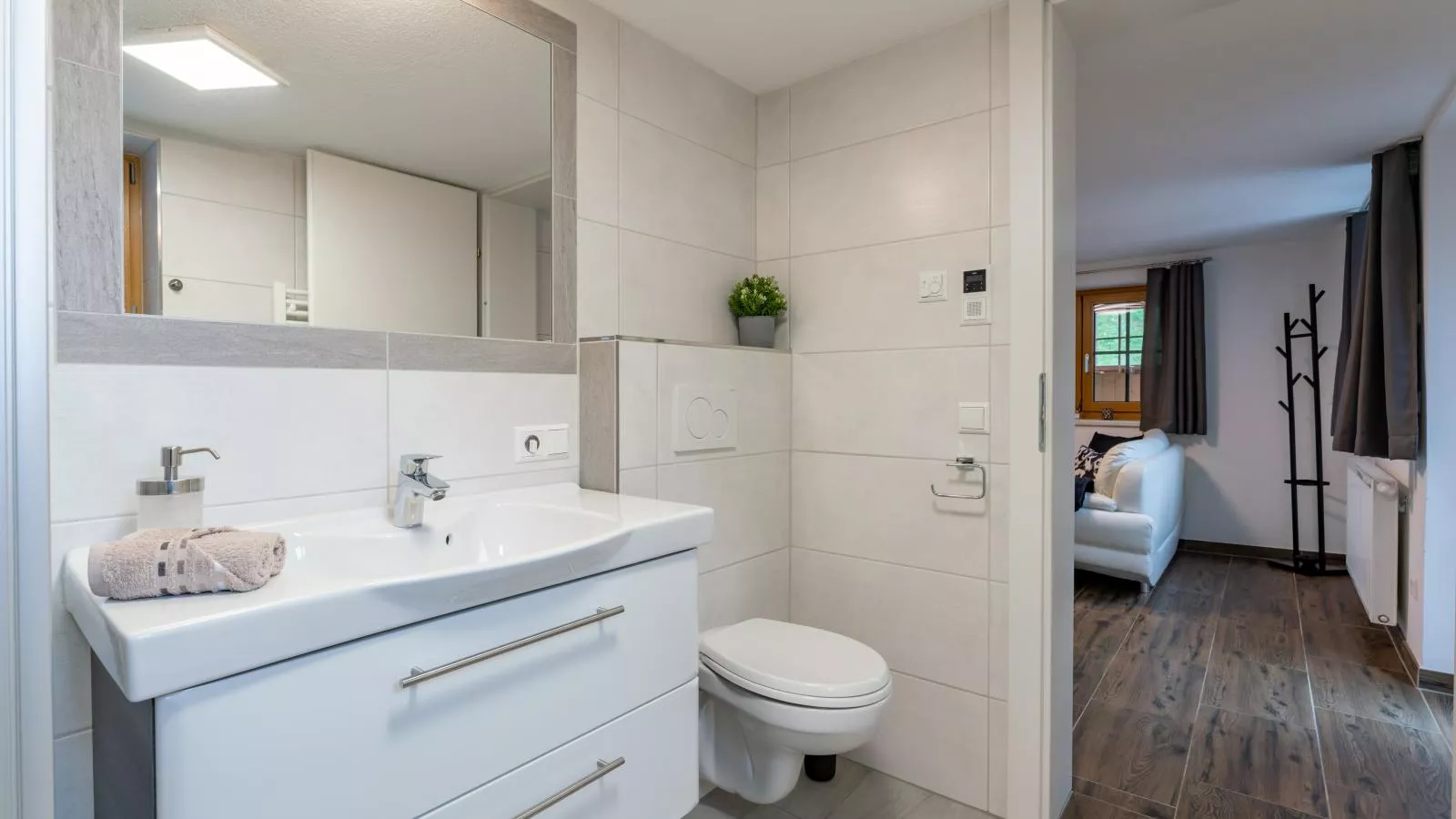Bienenheim-Bathroom