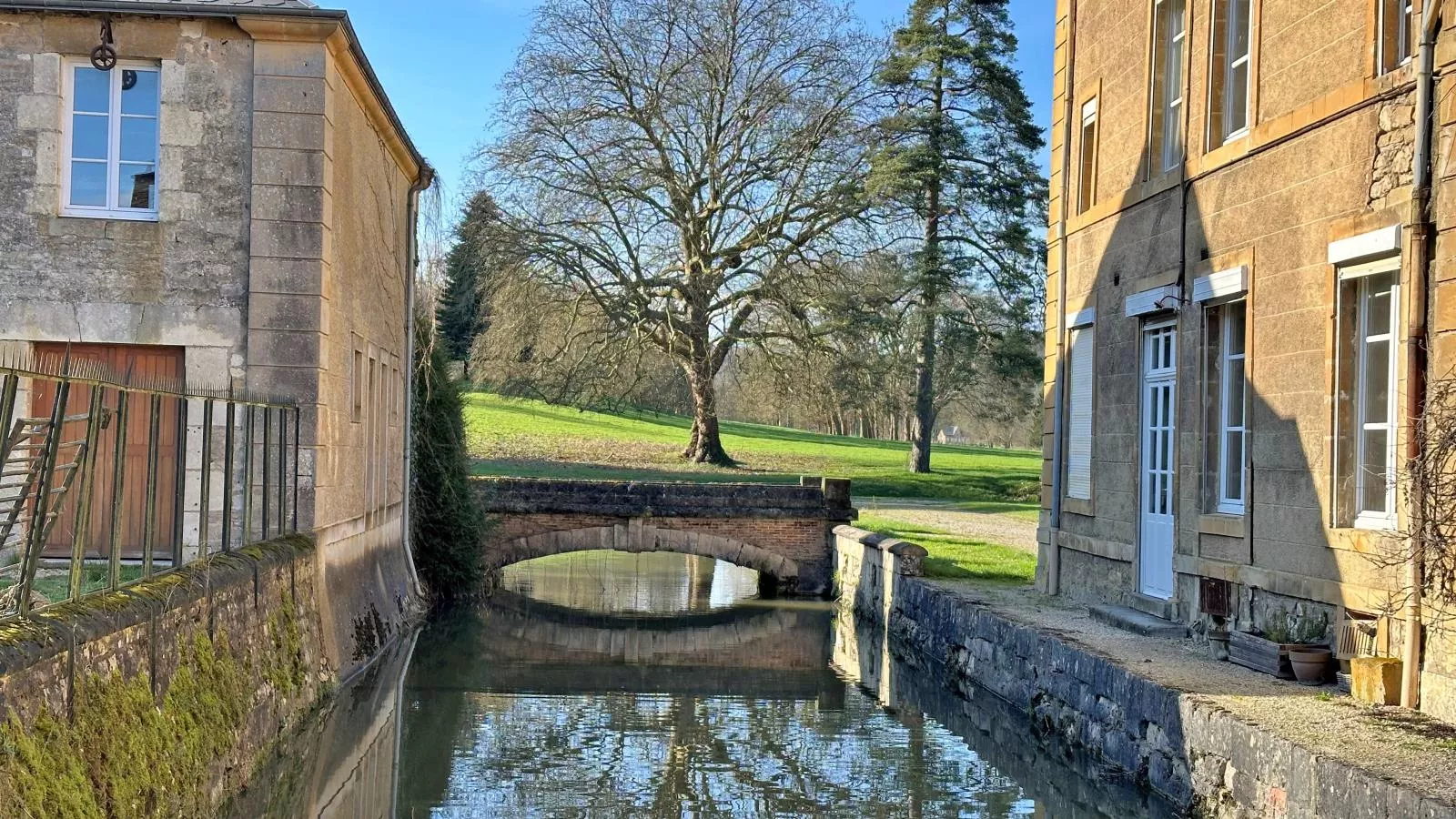 Gite Cascade-Gebiete Sommer 1 km