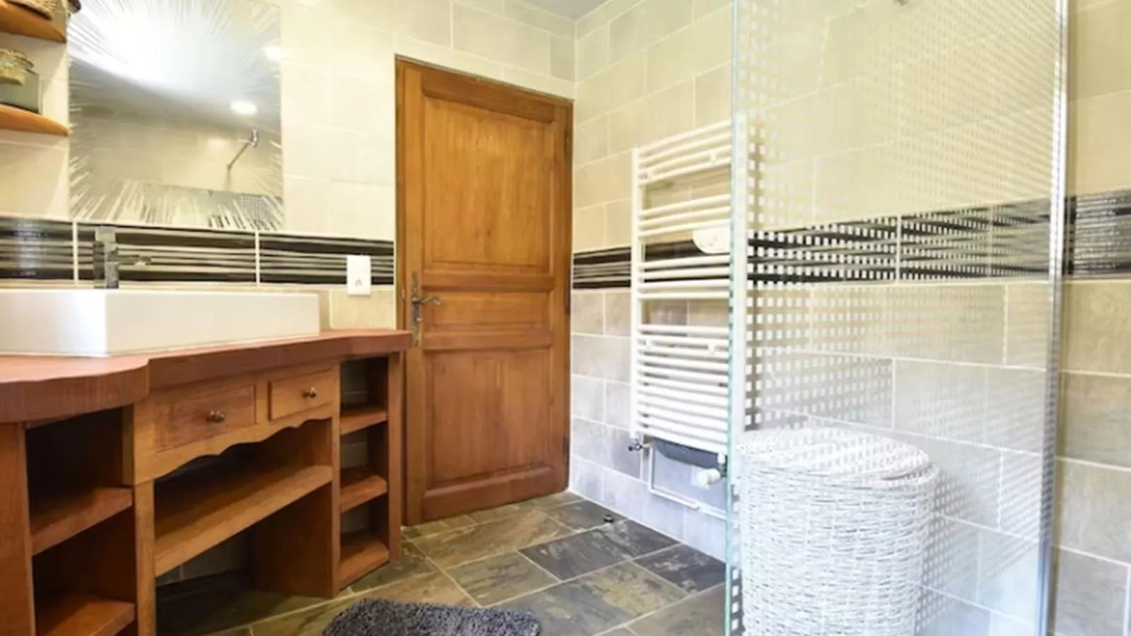 Maison Micouleaud-Bathroom