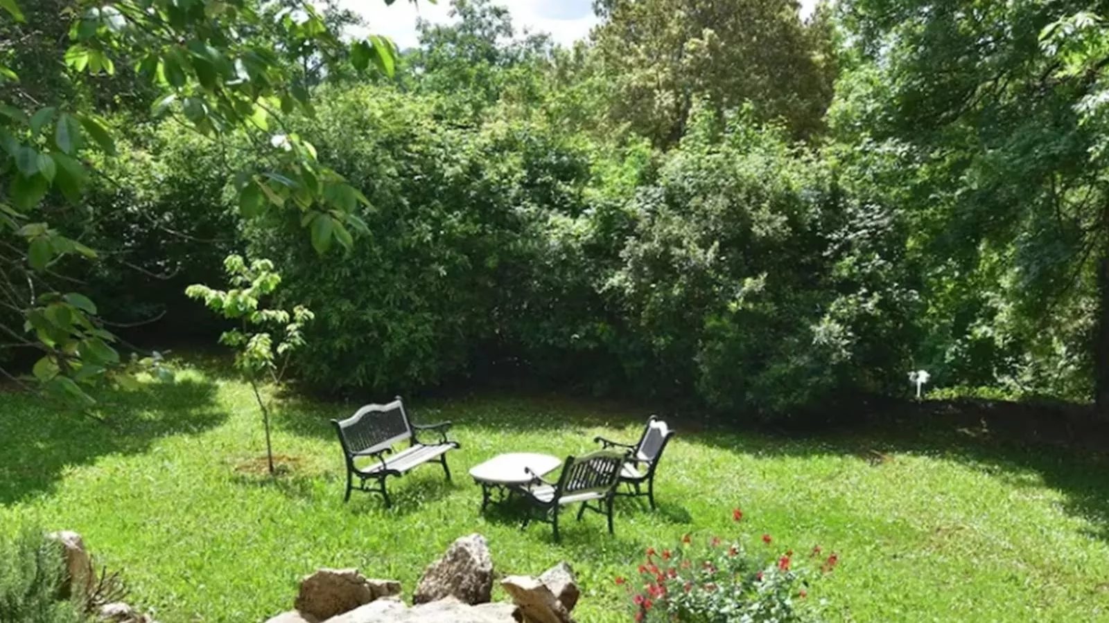 Maison Micouleaud-Gardens summer