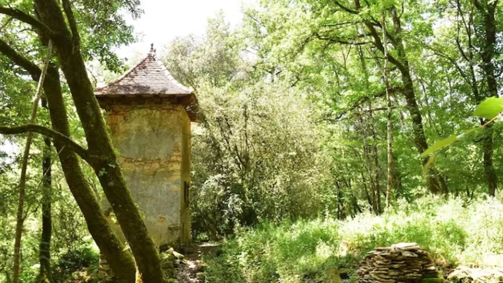 Maison Micouleaud-Gardens summer