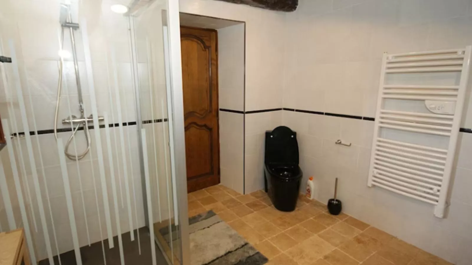 Gite Micouleaud-Bathroom