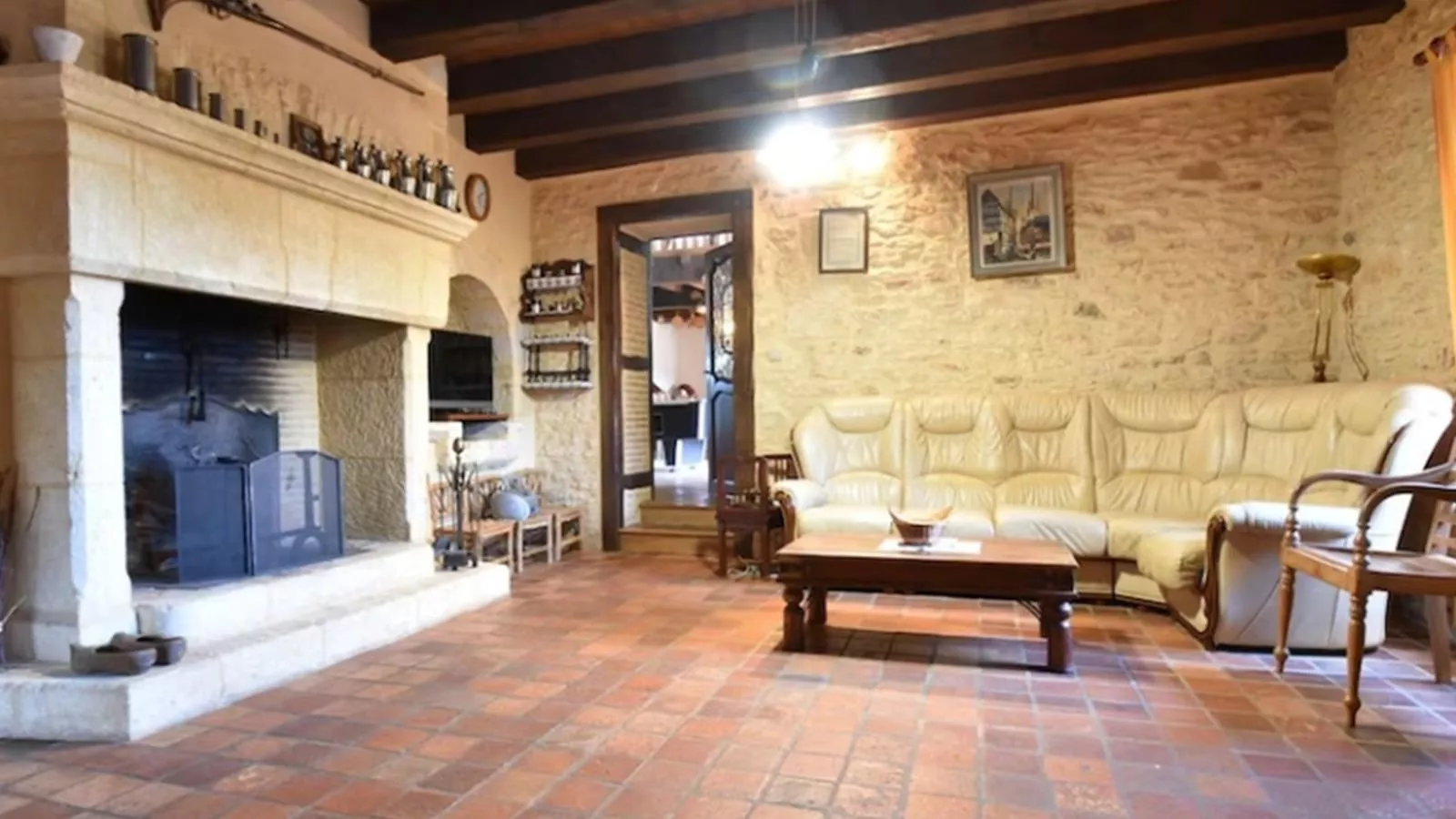 Beauchamps-Living room