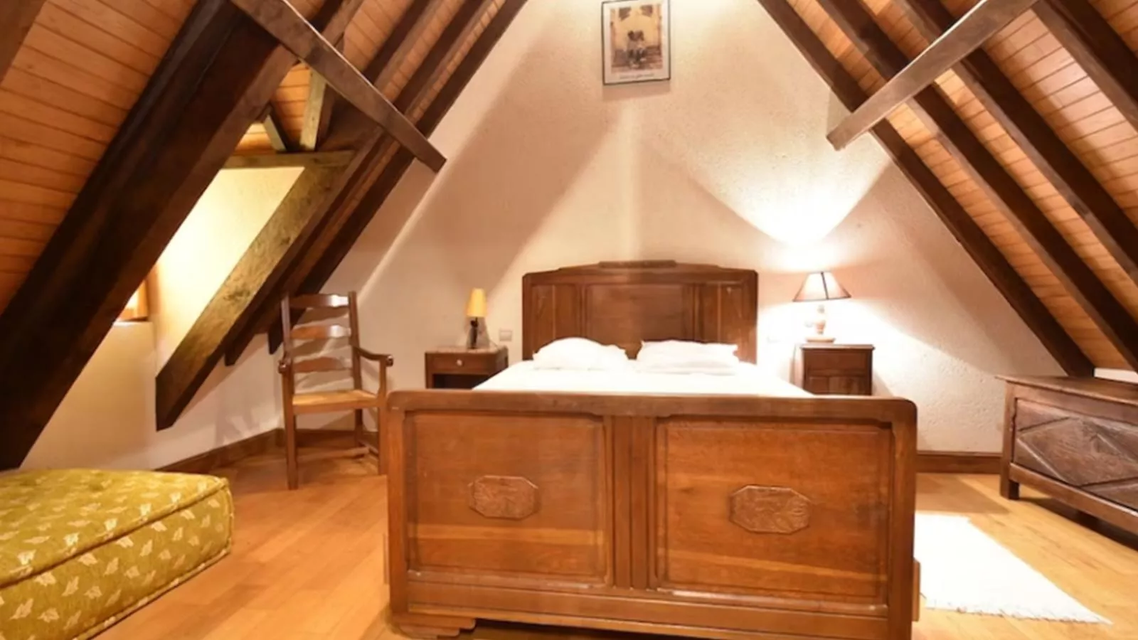 Beauchamps-Bedroom