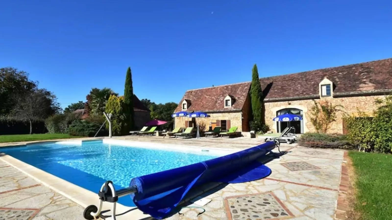 Beauchamps-Pool