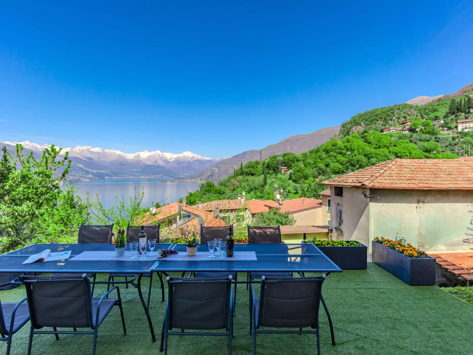 Villa Canonica-Outside
