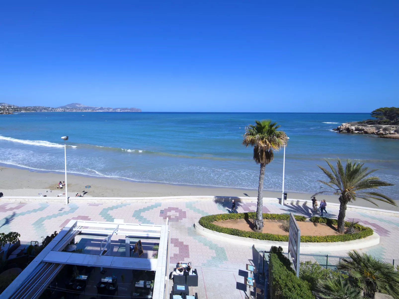 Voramar-Outside