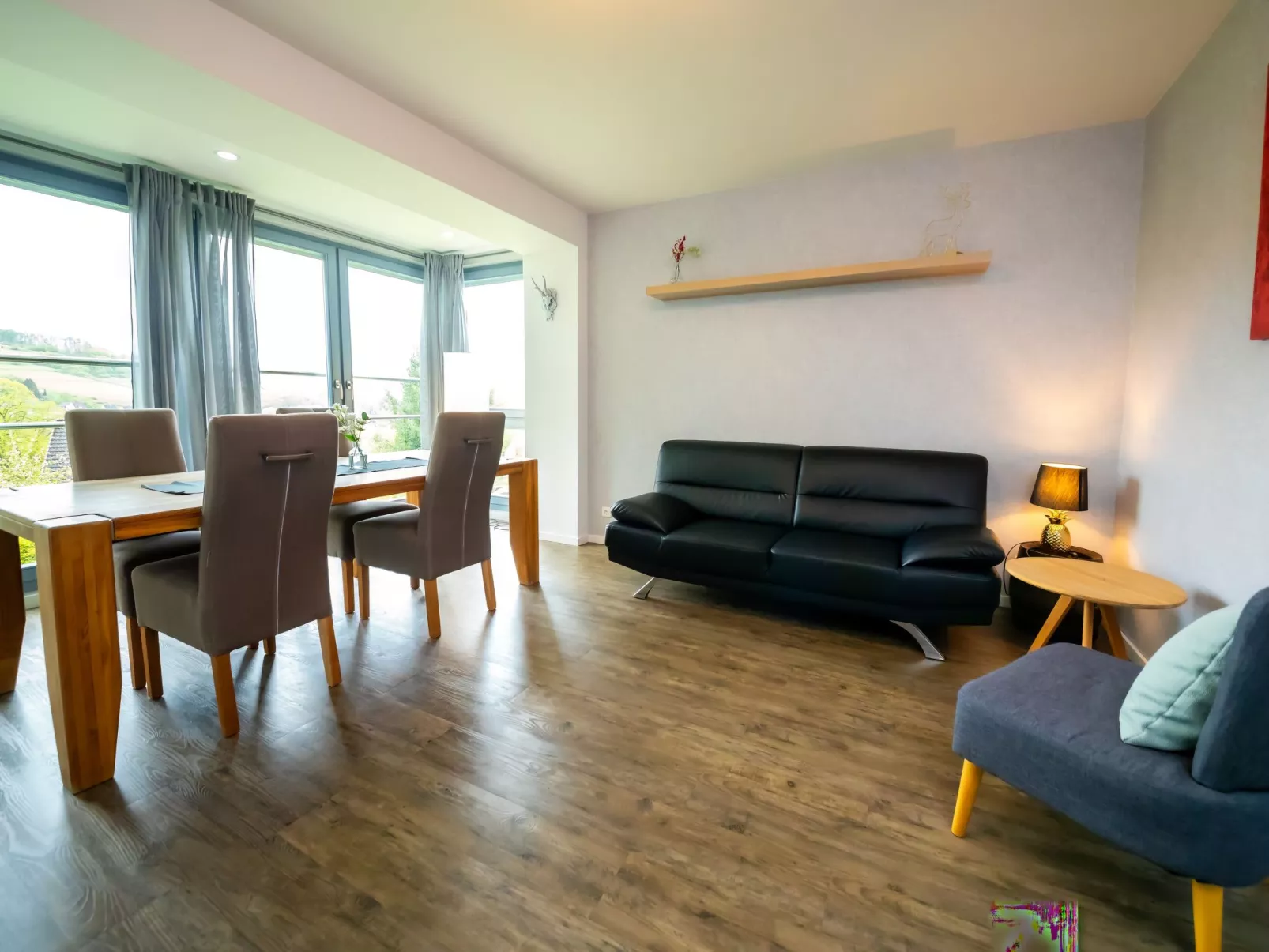 Am Kirchberg-Inside
