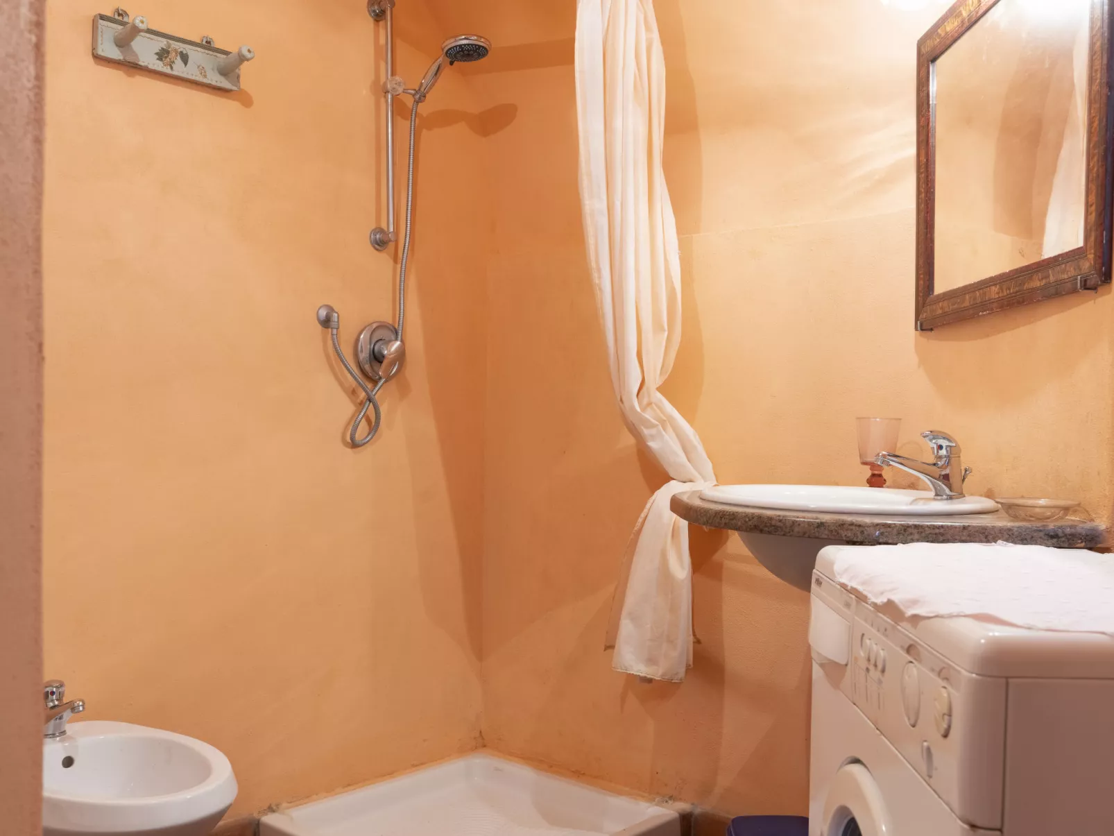 Casa Pinela Maria Sole-Inside